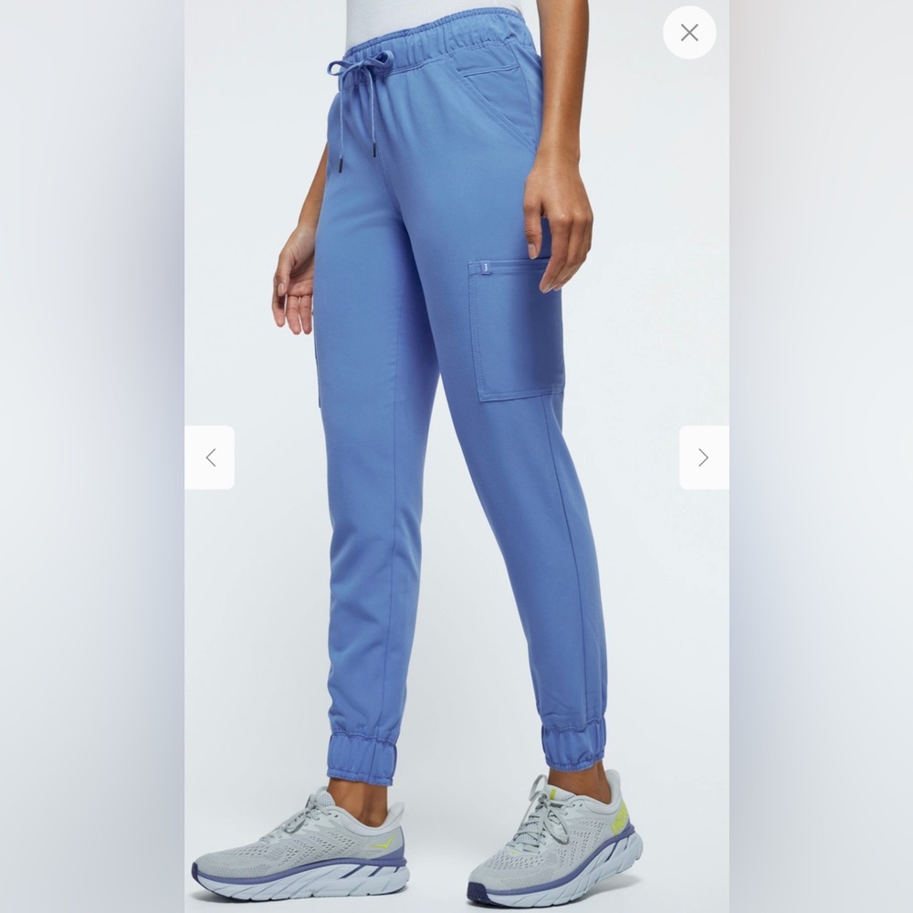 Jaanuu scrub pants
